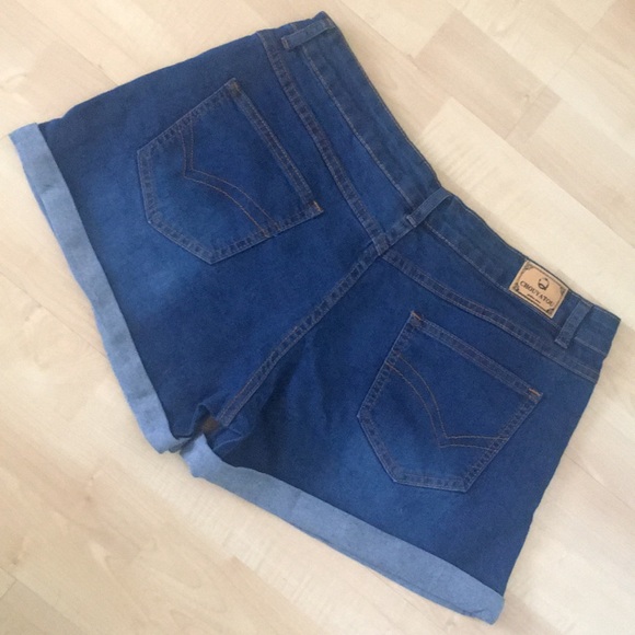 NEW Stretchy Denim Shorts - Picture 2 of 3